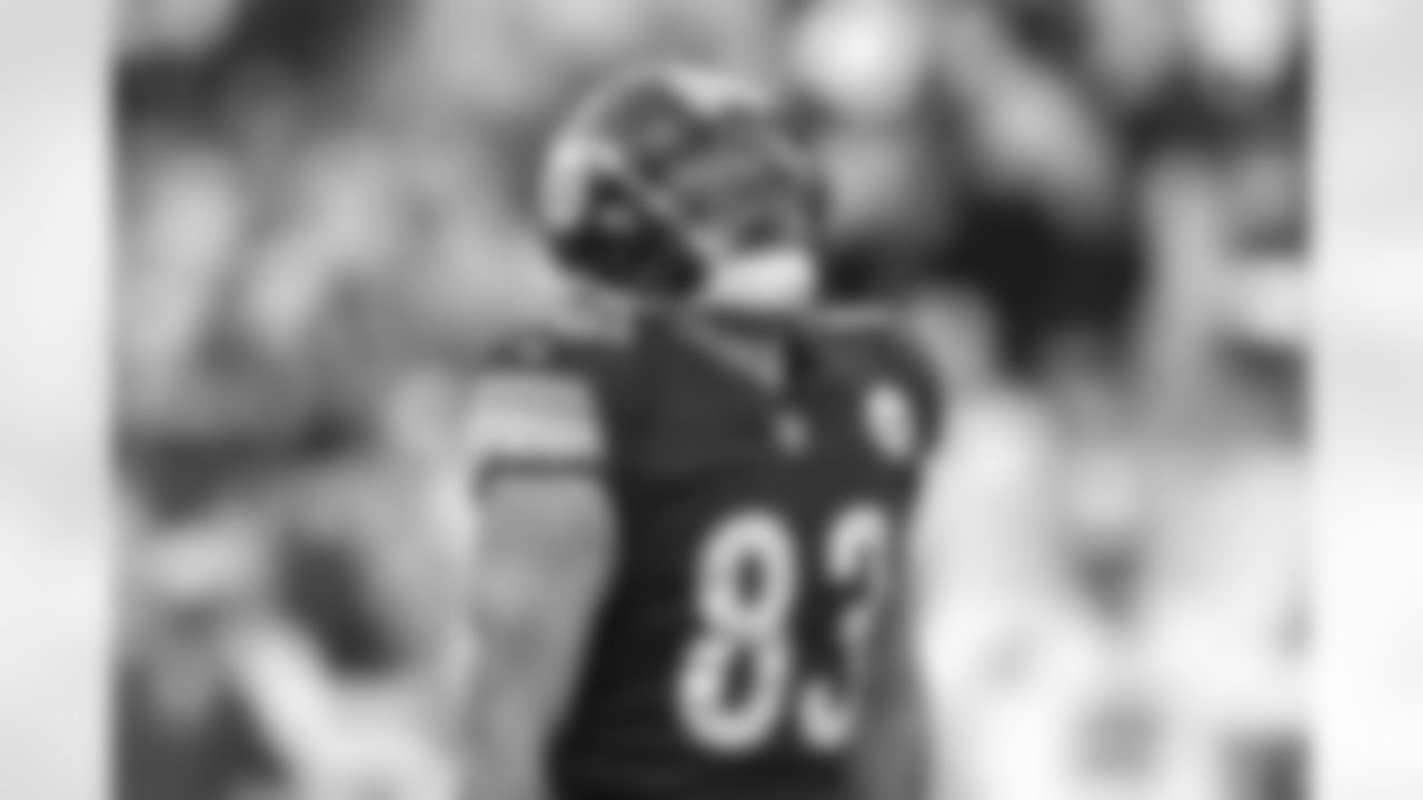 Pittsburgh Steelers tight end/fullback Connor Heyward (83) during a regular season game between the Pittsburgh Steelers and the Cleveland Browns, Sunday, Jan. 8, 2023 in Pittsburgh, PA. The Steelers defeated the Browns 28-14. (Jared Wickerham / Pittsburgh Steelers)