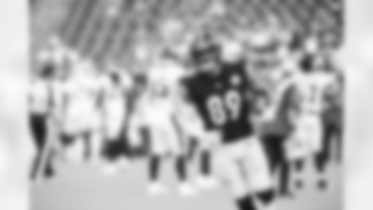 Pittsburgh Steelers tight end Marcus Baugh (89) during a preseason game between the Pittsburgh Steelers and the Philadelphia Eagles, Thursday, Aug. 12, 2021 in Philadelphia, PA. (Thomas Galante / Pittsburgh Steelers)