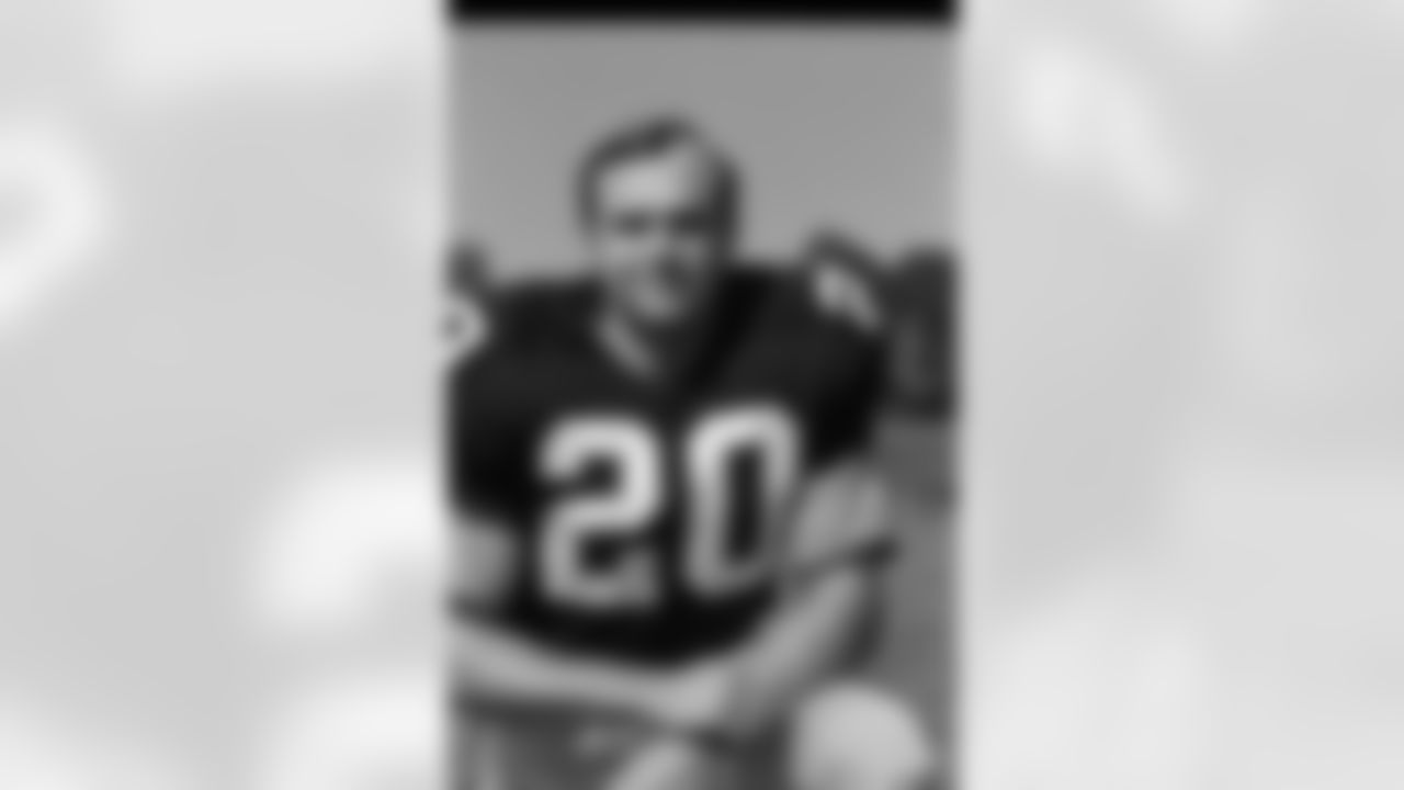 3,865 career rushing yards.