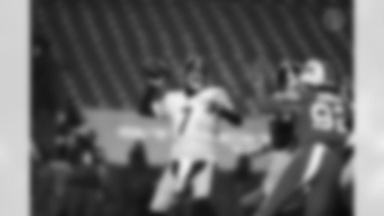 Pittsburgh Steelers quarterback Ben Roethlisberger (7) during a regular season game between the Pittsburgh Steelers and the Buffalo Bills, Sunday, Dec. 13, 2020 in Buffalo, NY. (Karl Roser / Pittsburgh Steelers)