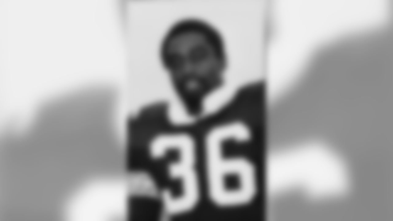 Guy Ruff (82)