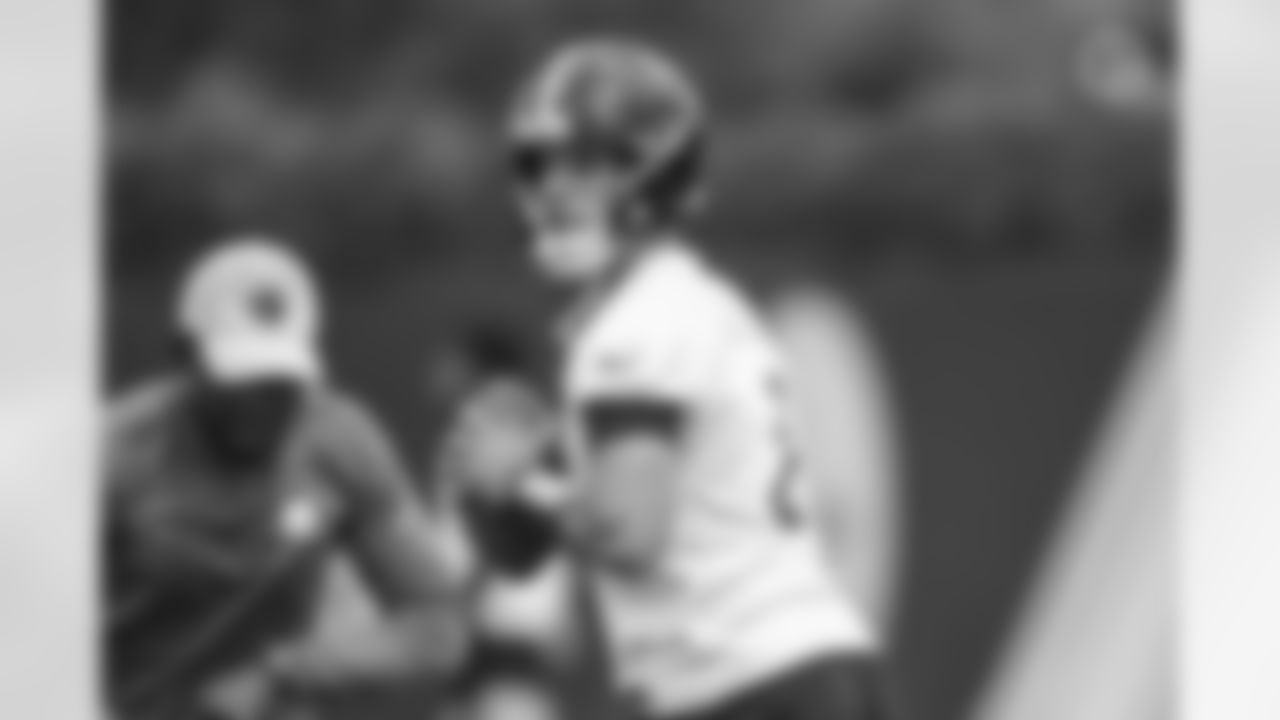 Pittsburgh Steelers quarterback Mason Rudolph (2) during practice at the UPMC Rooney Sports Complex preparing for a Week 1 matchup against the Cincinnati Bengals on Thursday, Sept. 8, 2022 in Pittsburgh, PA. (Abigail Dean / Pittsburgh Steelers)