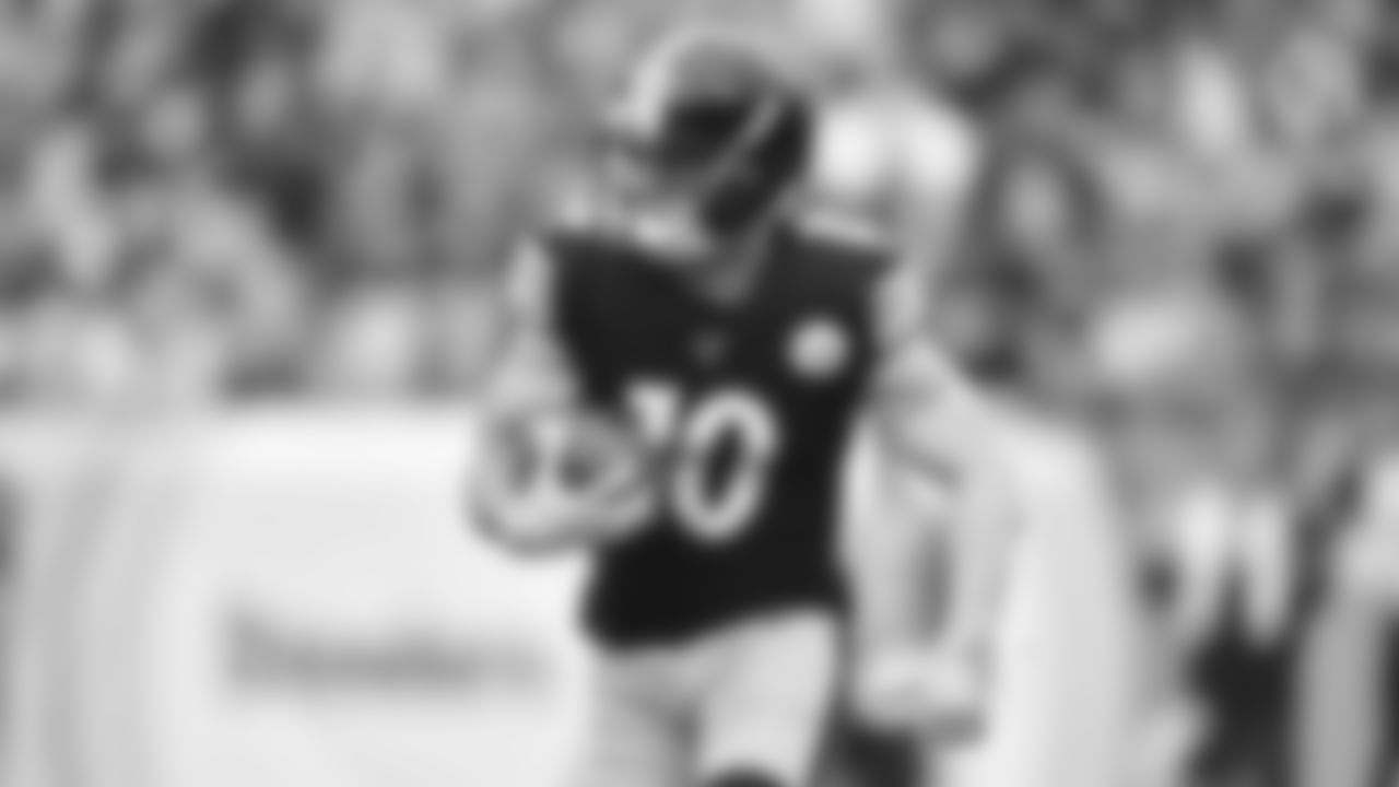 WR Ryan Switzer - No. 10