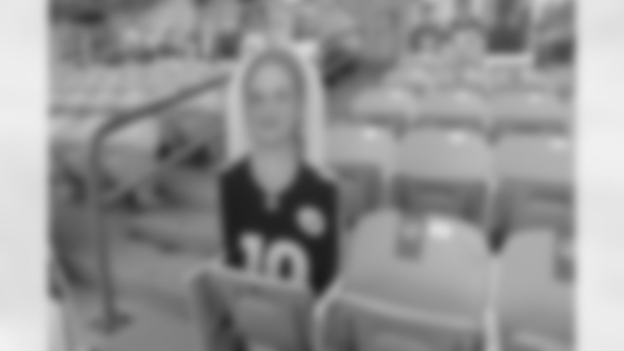 Fan cutouts at Heinz Field on Friday, Nov. 13, 2020 in Pittsburgh, PA. (Caitlyn Epes / Pittsburgh Steelers)