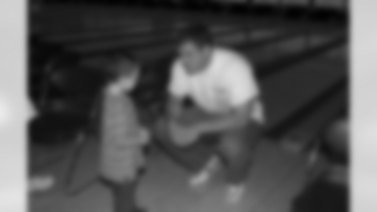 08_BigBrother_Sister_Bowl_31