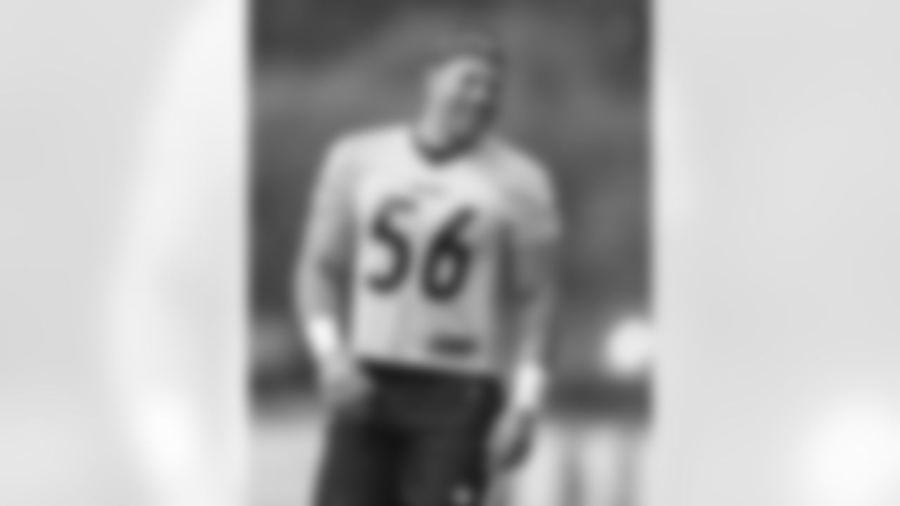 Pittsburgh Steelers linebacker Alex Highsmith (56) participates in the Organized Team Activities (OTAs), Wednesday May 24, 2023 at the UPMC Rooney Sports Complex. (Karl Roser / Pittsburgh Steelers)