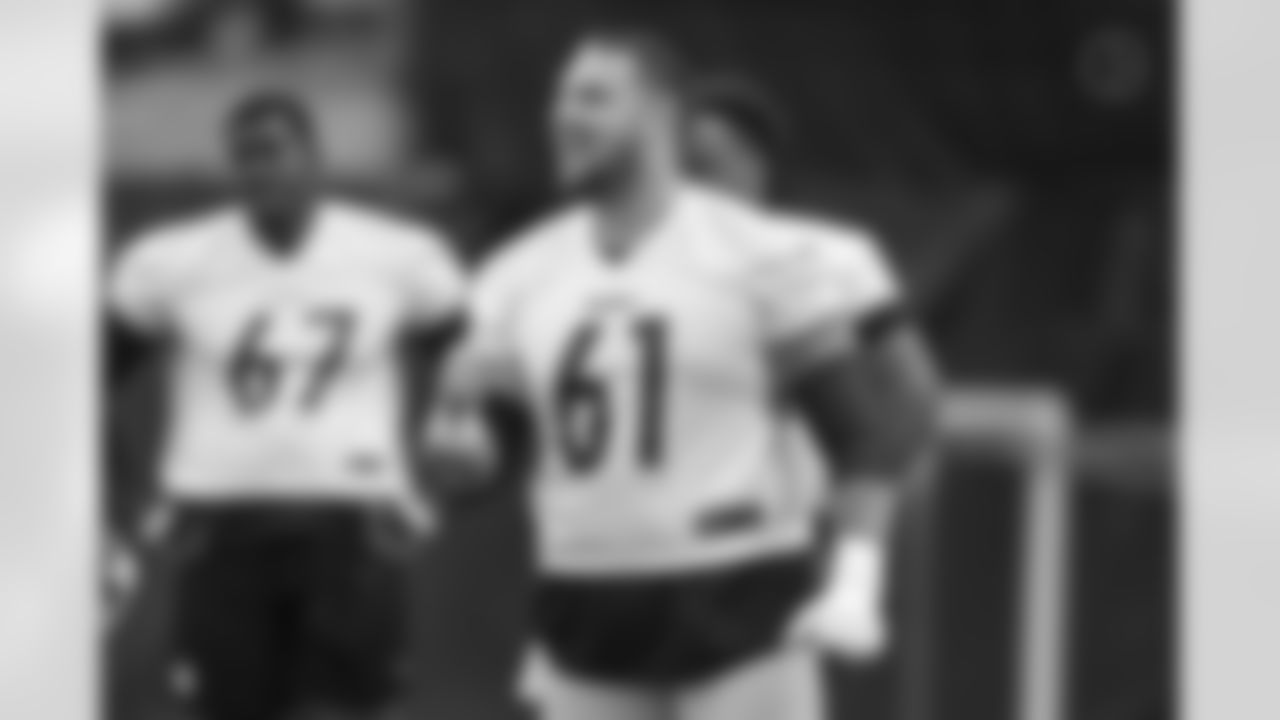 Pittsburgh Steelers offensive lineman Mason Cole (61) practices at the UPMC Rooney Sports Complex during the 2023 minicamp, Wednesday June 14, 2023. (Karl Roser / Pittsburgh Steelers)