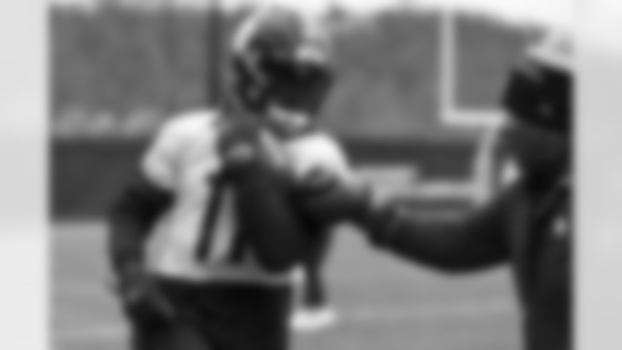 Pittsburgh Steelers wide receiver Chase Claypool (11) during practice at the UPMC Rooney Sports Complex preparing for a Week 12 matchup against the Cincinnati Bengals, Thursday, Nov. 25, 2021 in Pittsburgh, PA. (Karl Roser / Pittsburgh Steelers)