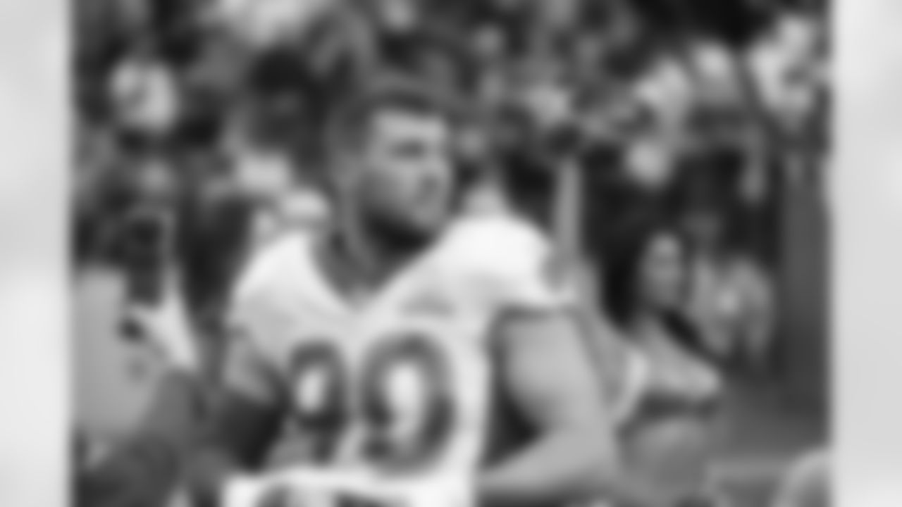 Pittsburgh Steelers linebacker T.J. Watt (90) during the 2022 Pro Bowl at Allegiant Stadium, Sunday, Feb. 6, 2022 in Las Vegas, NV. (Karl Roser / Pittsburgh Steelers)