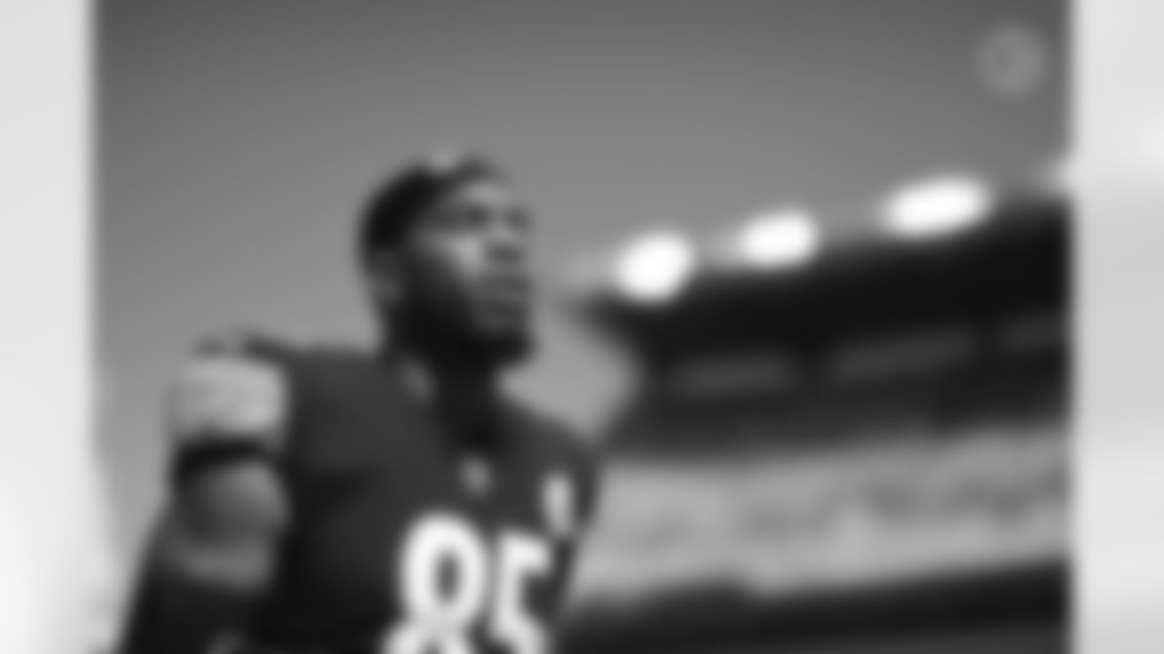 Pittsburgh Steelers tight end Eric Ebron (85) during a regular season game between the Pittsburgh Steelers and the Las Vegas Raiders, Sunday, Sept. 19, 2021 in Pittsburgh, PA. (Karl Roser / Pittsburgh Steelers)