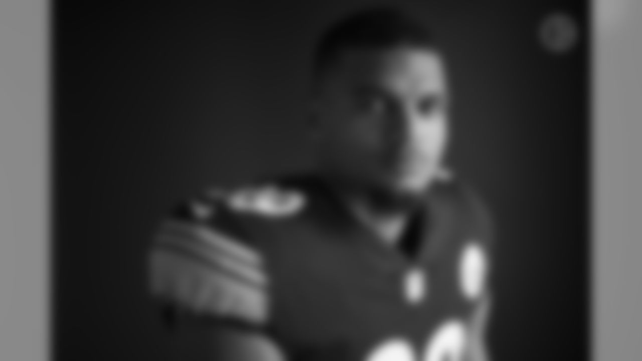 Pittsburgh Steelers safety Minkah Fitzpatrick (39) poses for a photo during the Steelers 2020 media day, Wednesday, Aug. 5, 2020 in Pittsburgh, PA. (Karl Roser / Pittsburgh Steelers)