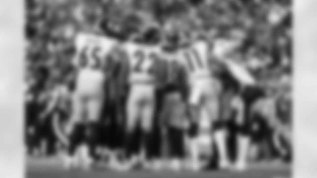 The Pittsburgh Steelers offense during a regular season game between the Pittsburgh Steelers and the Buffalo Bills, Sunday, Oct. 9, 2022 in Buffalo, NY. (Karl Roser / Pittsburgh Steelers)
