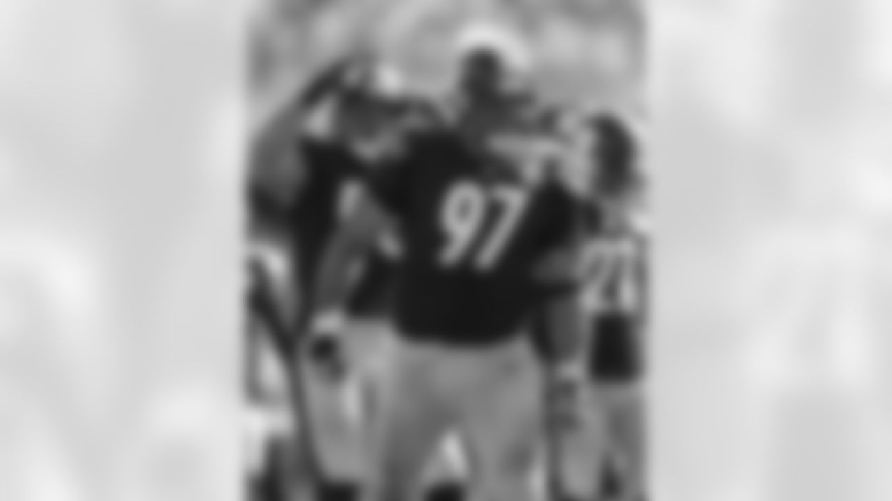 Pittsburgh Steelers defensive tackle Cameron Heyward (97) during a regular season game between the Pittsburgh Steelers and the Las Vegas Raiders, Sunday, Sept. 19, 2021 in Pittsburgh, PA. The Raiders beat the Steelers 26-17. (Karl Roser / Pittsburgh Steelers)