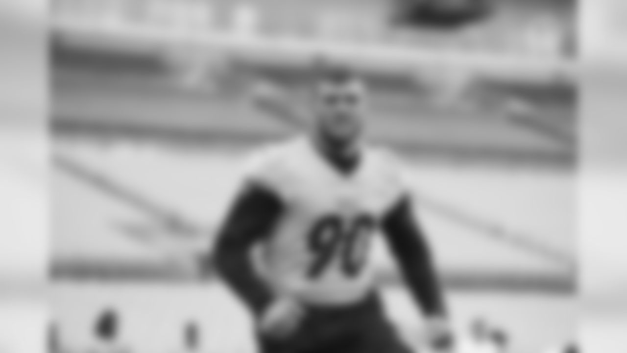 Pittsburgh Steelers linebacker T.J. Watt (90) trains at Heinz Field during the Steelers 2020 Training Camp, Monday, Aug. 3, 2020 in Pittsburgh, PA. (Karl Roser / Pittsburgh Steelers)