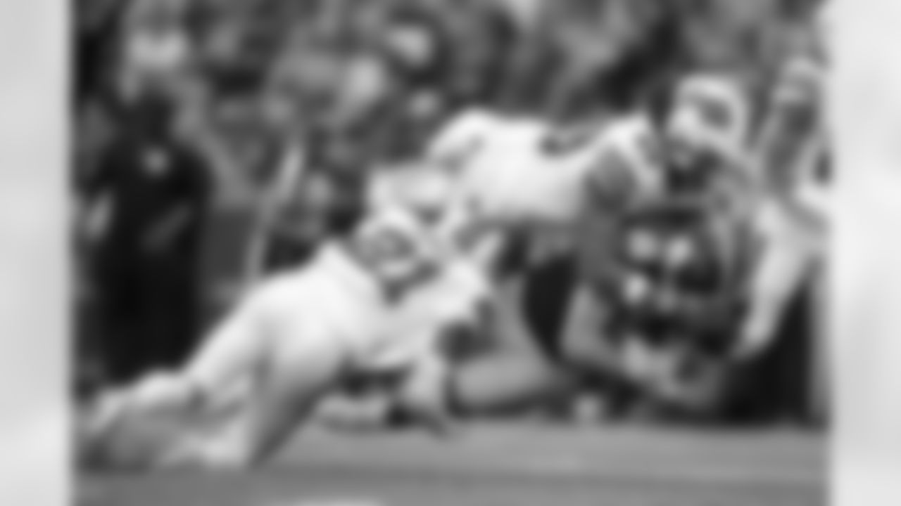 Pittsburgh Steelers tight end Pat Freiermuth (88) during a regular season game between the Pittsburgh Steelers and the Buffalo Bills, Sunday, Sept. 12, 2021 in Buffalo, NY. The Steelers defeated the Bills 23-16. (Karl Roser / Pittsburgh Steelers)