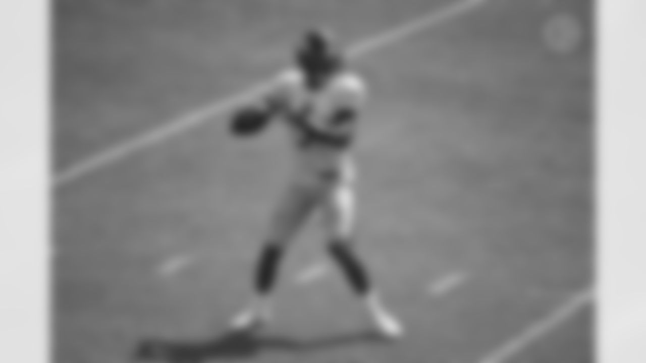 Pittsburgh Steelers quarterback Joshua Dobbs (5) practices at the UPMC Rooney Sports Complex preparing for a Week 1 matchup against the New York Giants, Wednesday, Sept. 9, 2020 in Pittsburgh, PA. (Caitlyn Epes / Pittsburgh Steelers)