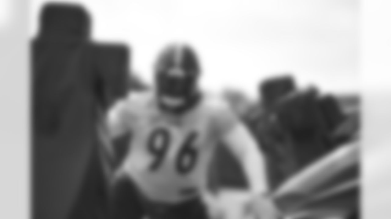 Pittsburgh Steelers defensive end Isaiah Buggs (96) participates in the Organized Team Activities (OTAs), Thursday June 10, 2021 at the UPMC Rooney Sports Complex. (Caitlyn Epes / Pittsburgh Steelers)