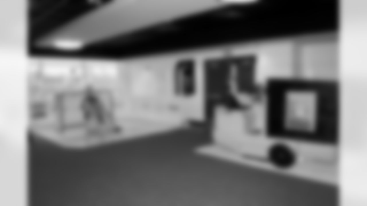 08_AIF_318