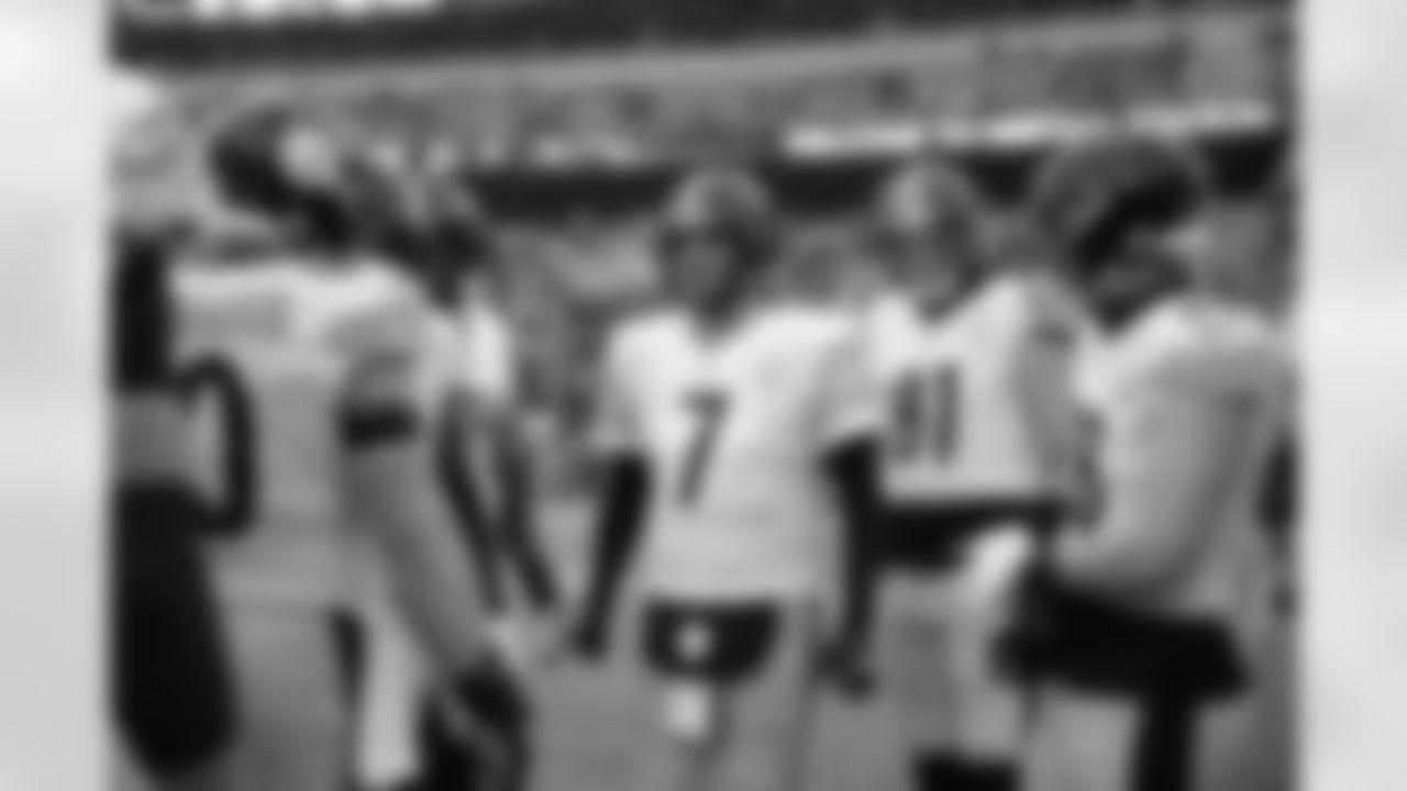Pittsburgh Steelers quarterback Ben Roethlisberger (7) during a regular season game between the Pittsburgh Steelers and the Baltimore Ravens, Sunday, Jan. 9, 2022 in Baltimore, MD. (Caitlyn Epes / Pittsburgh Steelers)