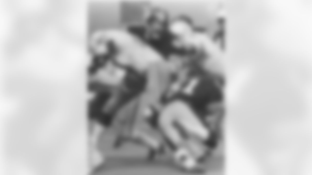 1972 Steve Furness: Considered the fifth member of the Steel Curtain, Furness quickly became a nice option at defensive tackle. In nine seasons, Furness contributed 32 sacks; he led the team with 8.5 in 1977 and tied with L.C. Greenwood in 1979 with seven. Four Super Bowl rings.