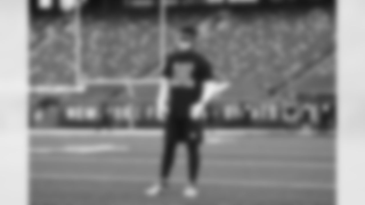 Pittsburgh Steelers wide receiver JuJu Smith-Schuster (19) warms up before a regular season game between the Pittsburgh Steelers and the New York Giants, Monday, Sept. 14, 2020 in East Rutherford, NJ. (Karl Roser / Pittsburgh Steelers)