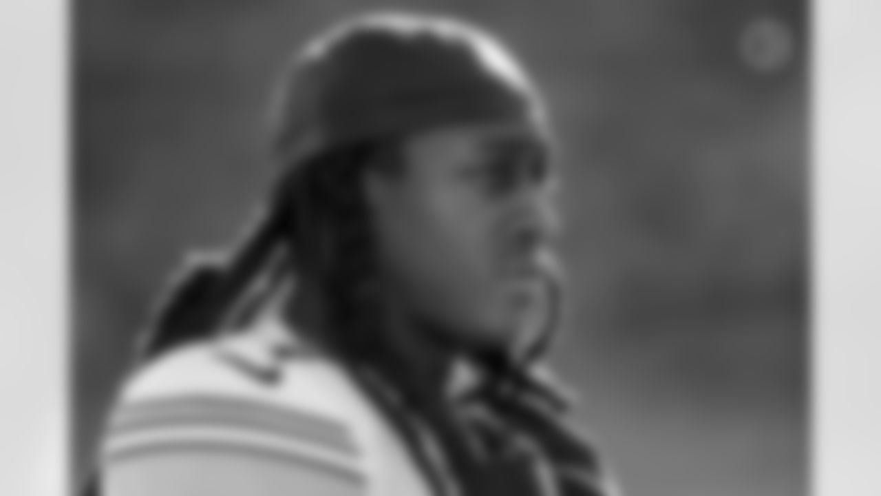 Pittsburgh Steelers safety Terrell Edmunds (34) prior to a regular season game between the Pittsburgh Steelers and the Carolina Panthers, Sunday, Dec. 18, 2022 in Charlotte, NC. (Taylor Banner / Pittsburgh Steelers)