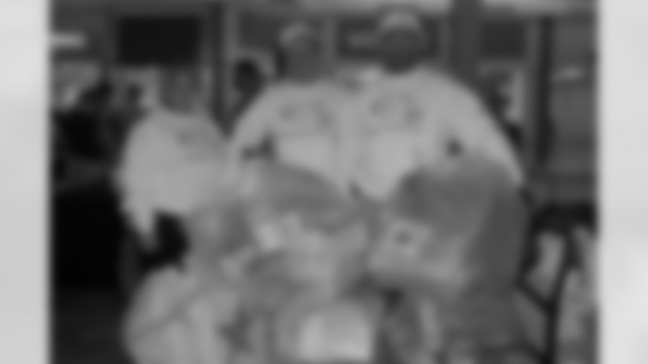 09_Childrens_Hospital_Toy_Drive