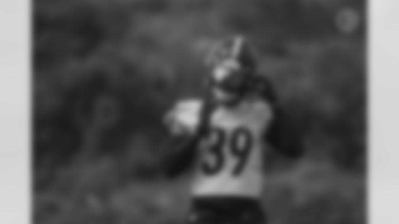 Pittsburgh Steelers safety Minkah Fitzpatrick (39) participates in the Organized Team Activities (OTAs), Tuesday June 1, 2021 at the UPMC Rooney Sports Complex. (Karl Roser / Pittsburgh Steelers)