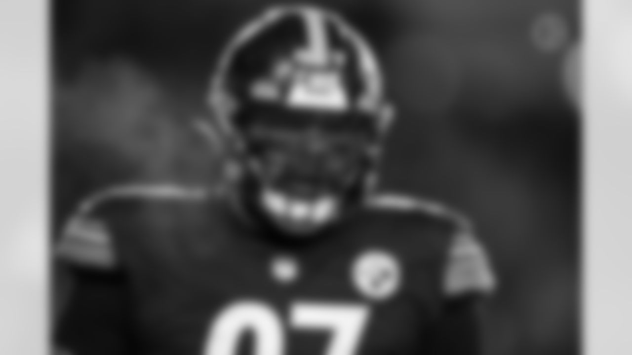 Pittsburgh Steelers defensive tackle Cameron Heyward (97) during a regular season game between the Pittsburgh Steelers and the Cleveland Browns, Monday, Jan. 3, 2022 in Pittsburgh, PA. The Steelers beat the Browns 26-14. (Karl Roser / Pittsburgh Steelers)