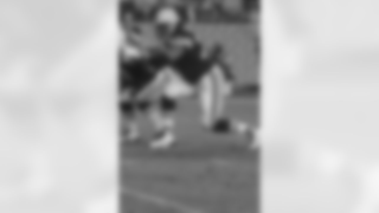 2000 MARVEL SMITH: He started nine games as a rookie at right tackle, and when his career with the Steelers ended after the 2008 season, Smith had started 108 games at either right tackle or left tackle. He was voted to one Pro Bowl. Two Super Bowl rings.