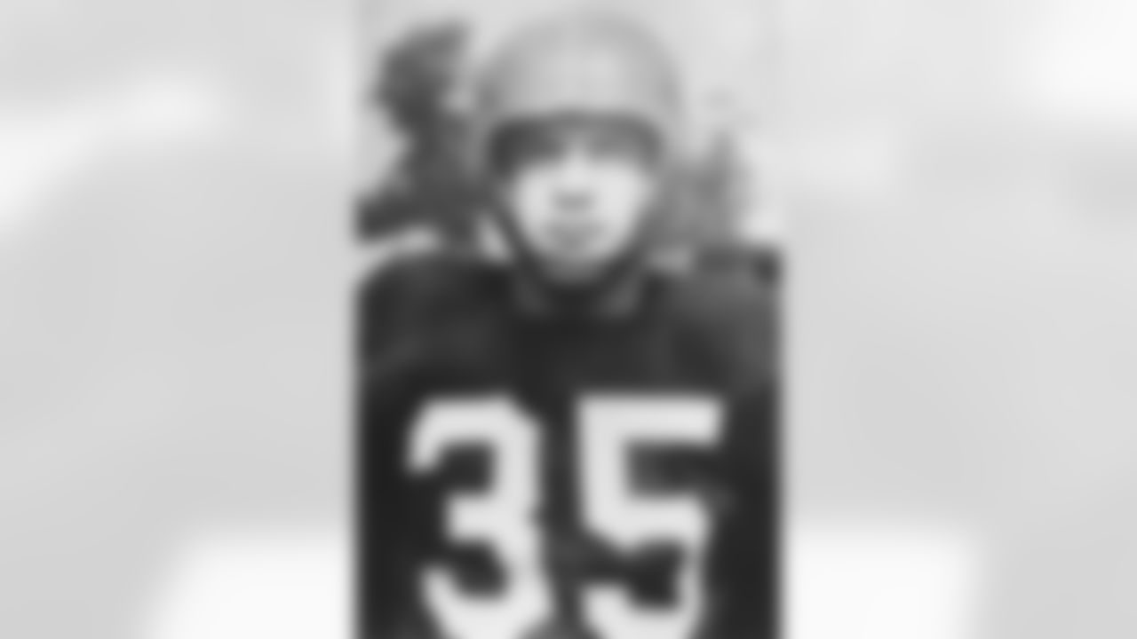 7. Bill Dudley (1942, 1945-1946) - 838 yards