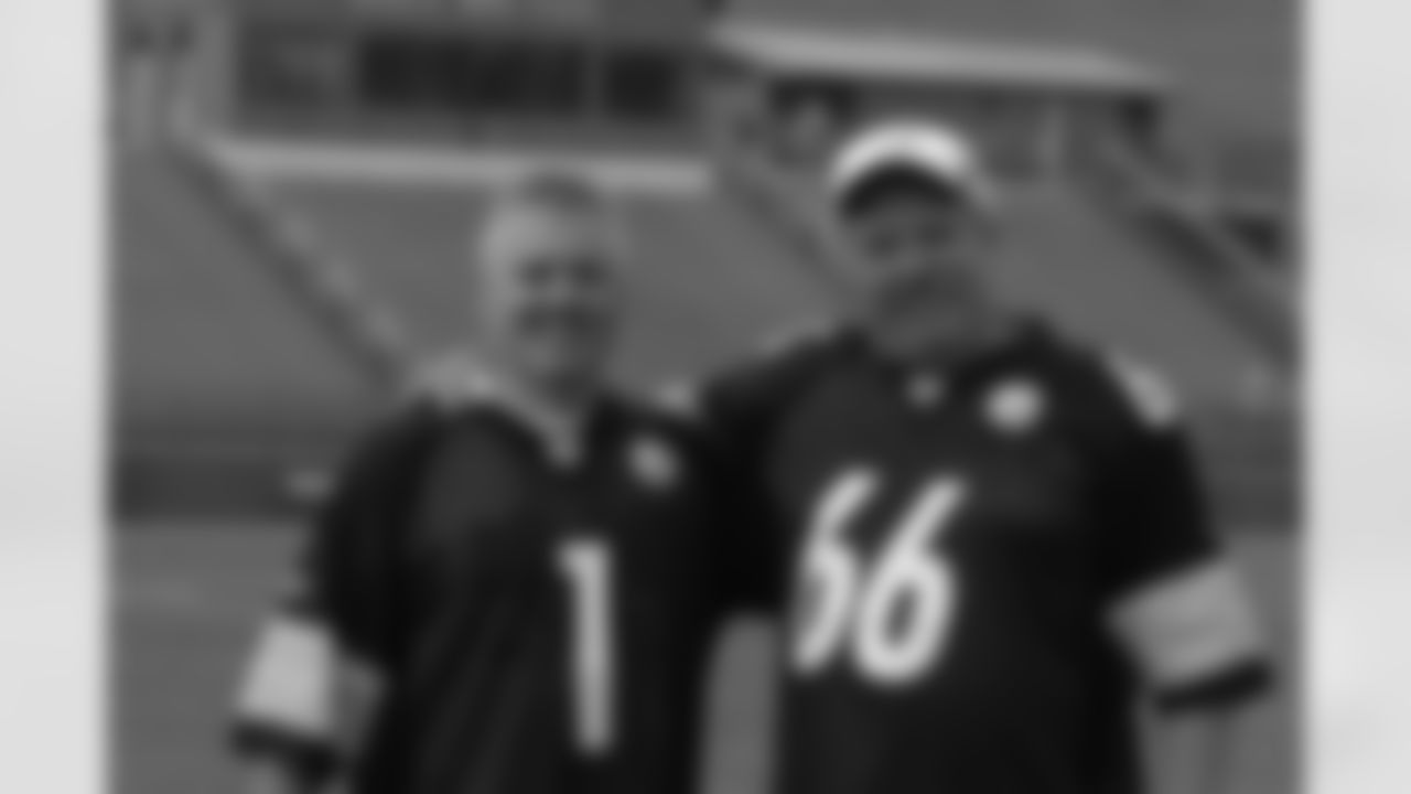 2010_steelers_mens_fantasy_camp