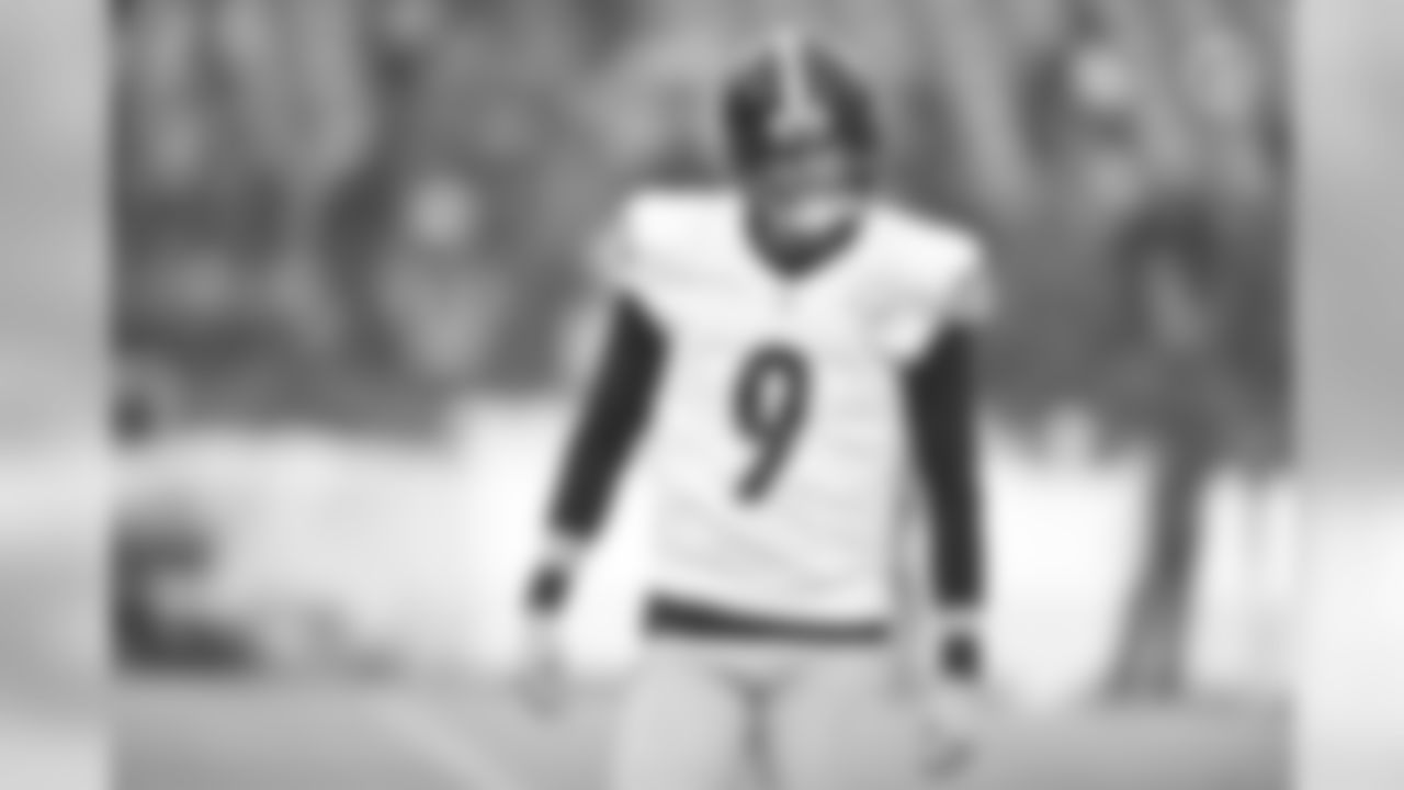 A 2019 regular season game between the Pittsburgh Steelers and the Baltimore Ravens on Sunday, December 29, 2019.A 2019 regular season game between the Pittsburgh Steelers and the Baltimore Ravens on Sunday, December 29, 2019.A 2019 regular season game between the Pittsburgh Steelers and the Baltimore Ravens on Sunday, December 29, 2019.