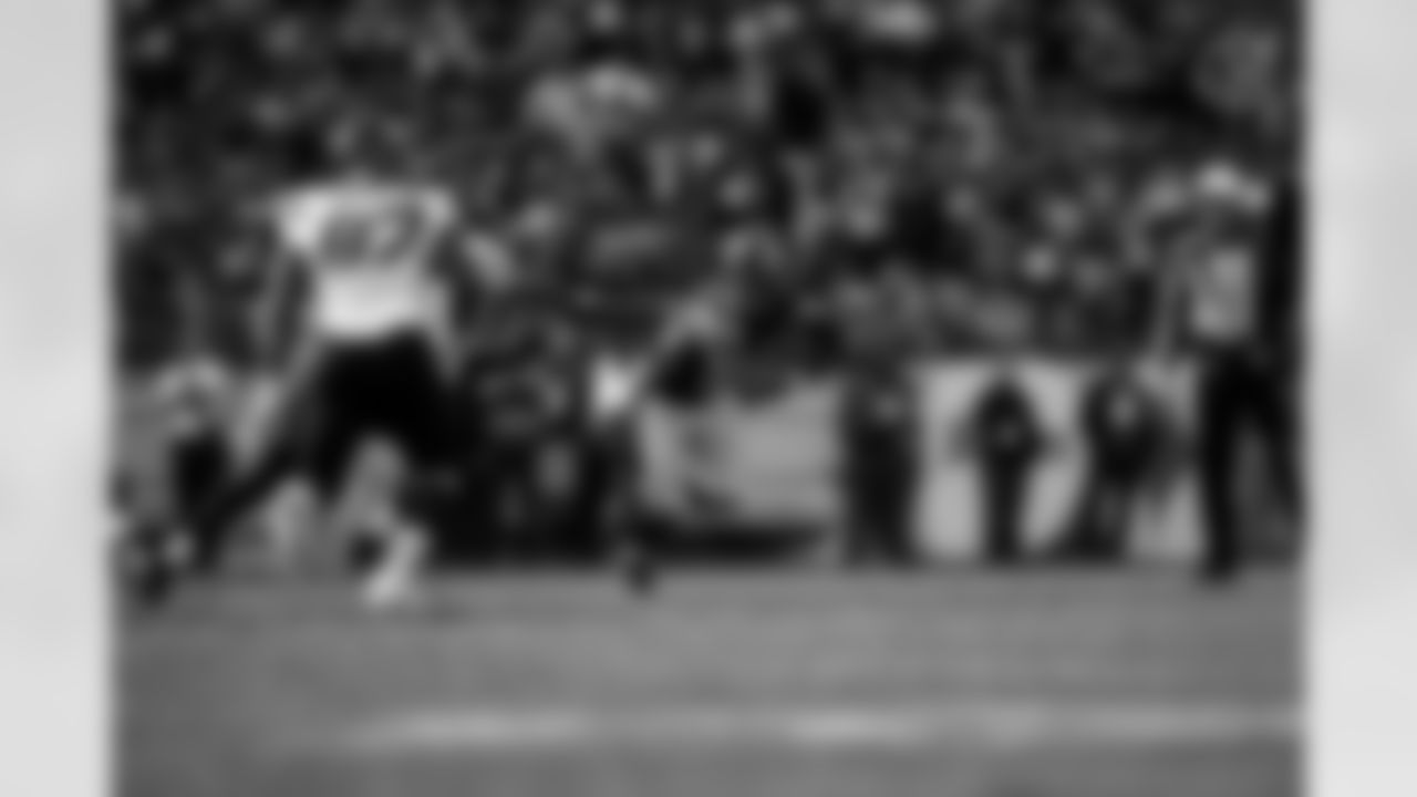 PHOTOS: Monochrome Moments - Steelers Vs. Jets