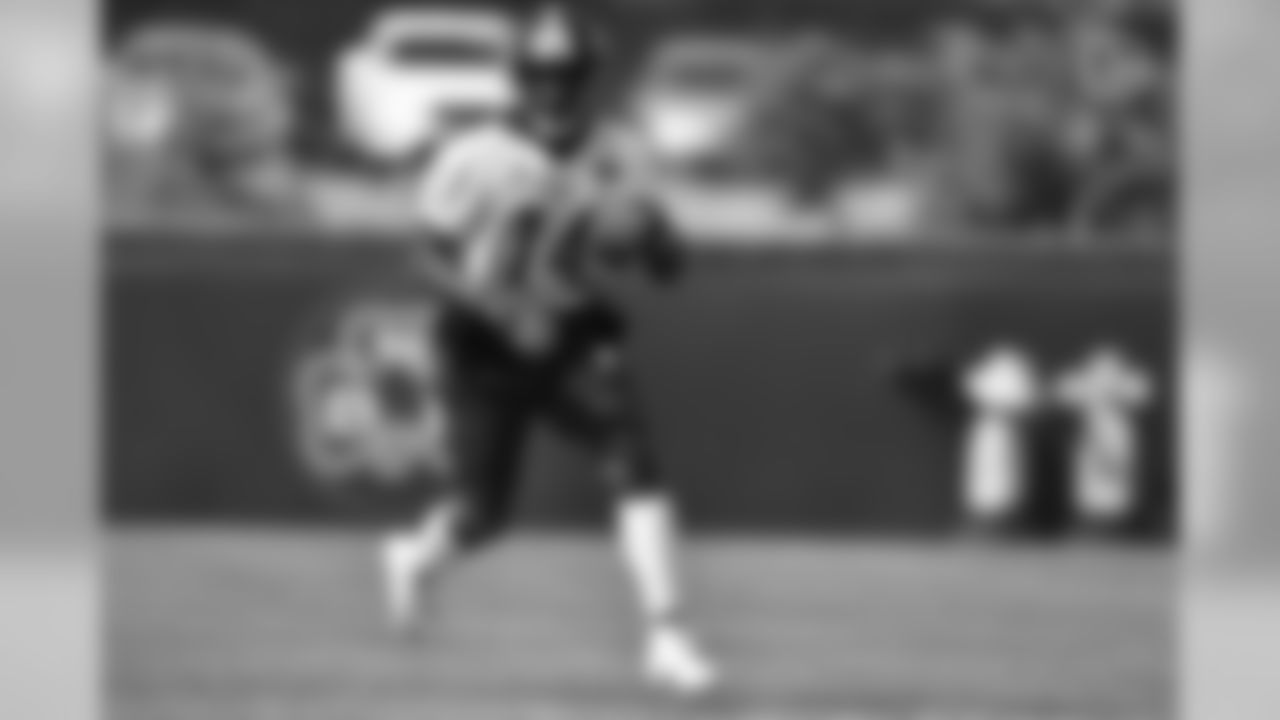 The Pittsburgh Steelers practice at the UPMC Rooney Sports Complex preparing for a Week 2 matchup against the Seattle Seahawks.