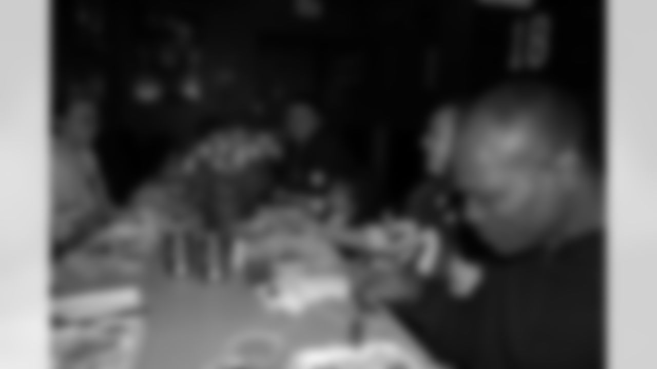 09_Ward_Thankgiving_Dinner