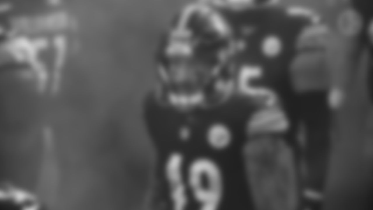 Pittsburgh Steelers defensive end Cassius Marsh (49) during a regular season game between the Pittsburgh Steelers and the Indianapolis Colts, Sunday, Dec. 27, 2020 in Pittsburgh, PA. The Steelers beat the Colts 28-24. (Caitlyn Epes / Pittsburgh Steelers)