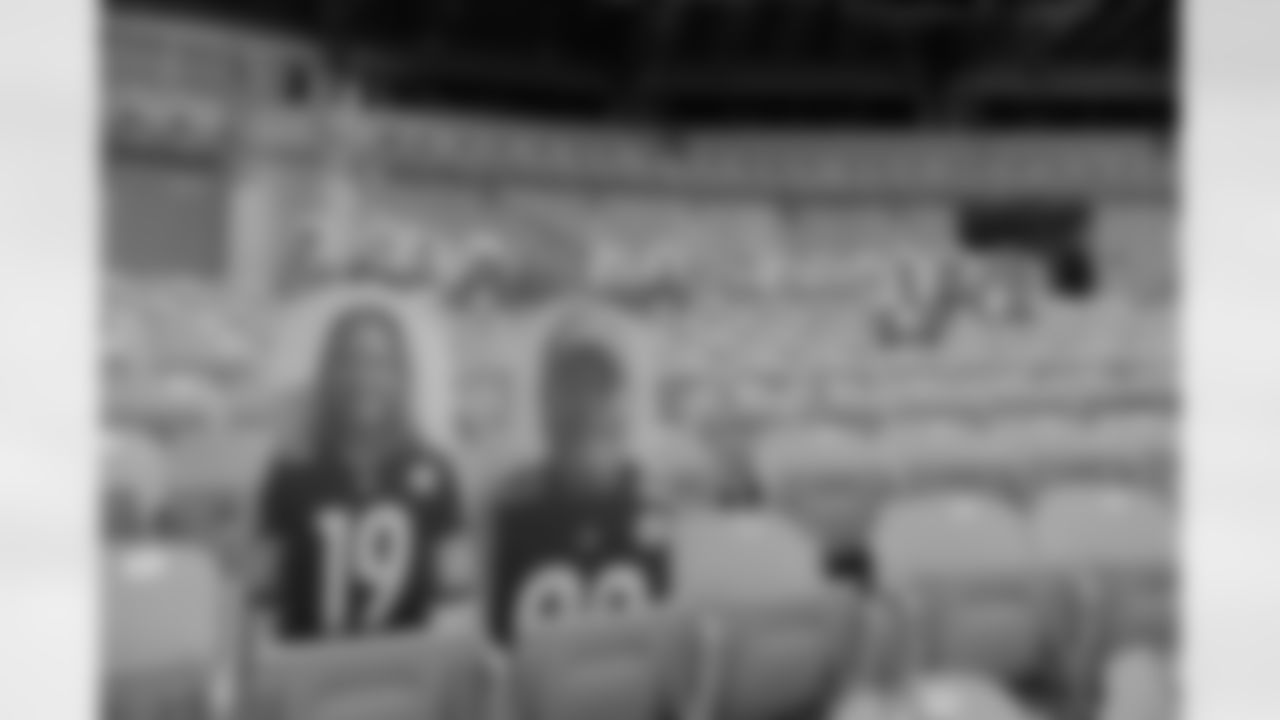 Fan cutouts at Heinz Field on Friday, Nov. 13, 2020 in Pittsburgh, PA. (Caitlyn Epes / Pittsburgh Steelers)