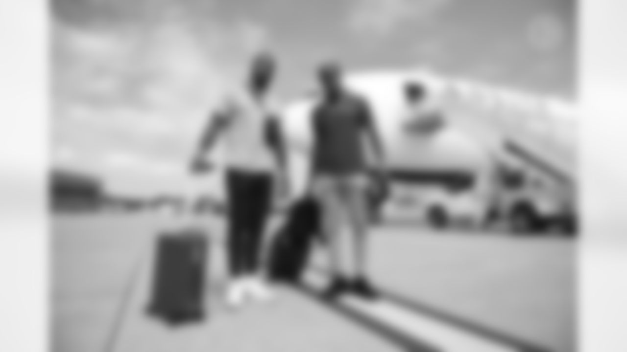 Pittsburgh Steelers tight end Eric Ebron (85) and Pittsburgh Steelers safety Terrell Edmunds (34) travel to Charlotte for the Week 3 preseason matchup against the Carolina Panthers, Thursday, Aug. 26, 2021. (Karl Roser / Pittsburgh Steelers)