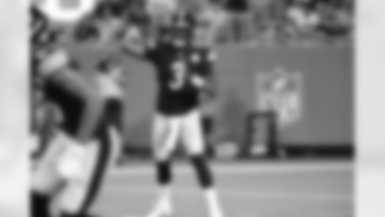 Pittsburgh Steelers quarterback Dwayne Haskins (3) during a preseason game between the Pittsburgh Steelers and the Carolina Panthers, Friday, Aug. 27, 2021 in Charlotte, NC. (Jaylynn Nash / Pittsburgh Steelers)