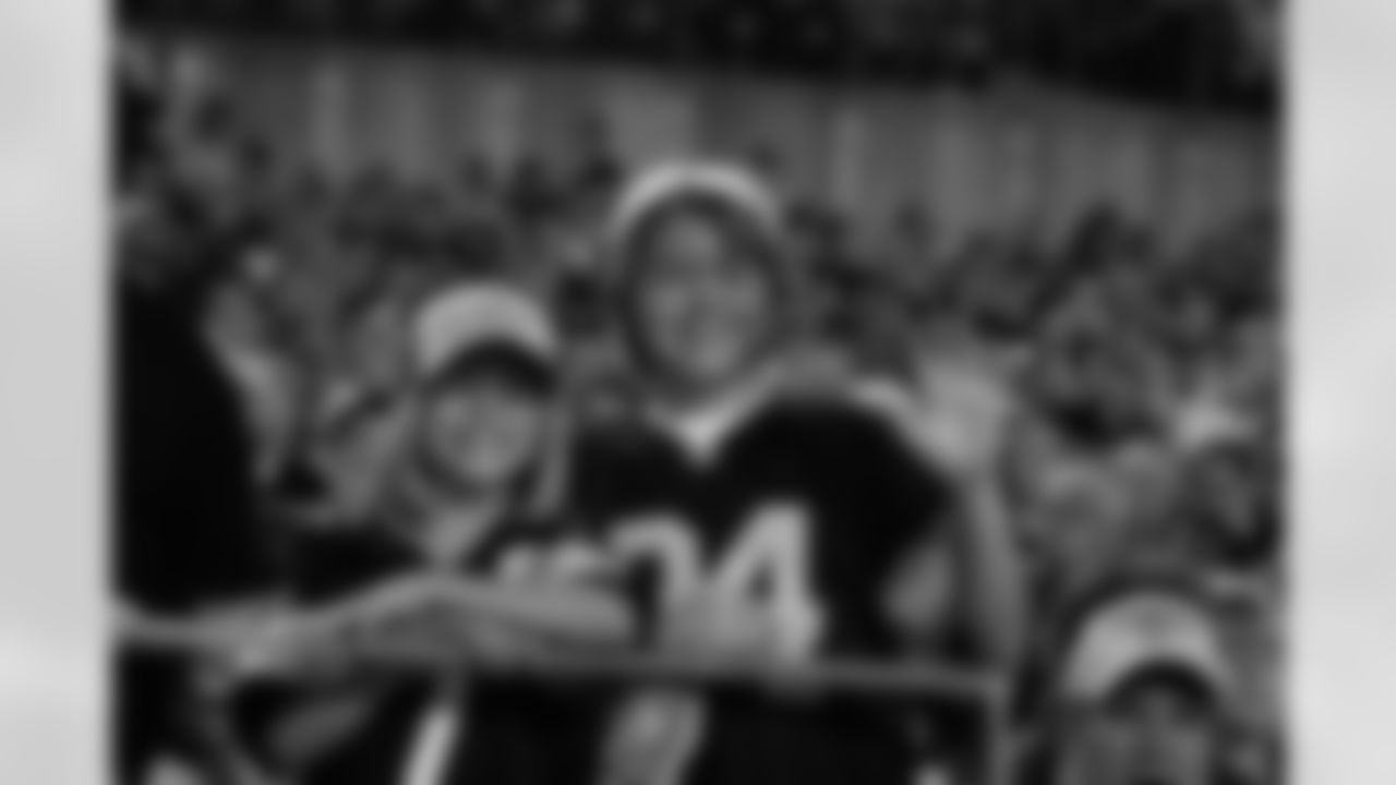 09_Bills_fan26