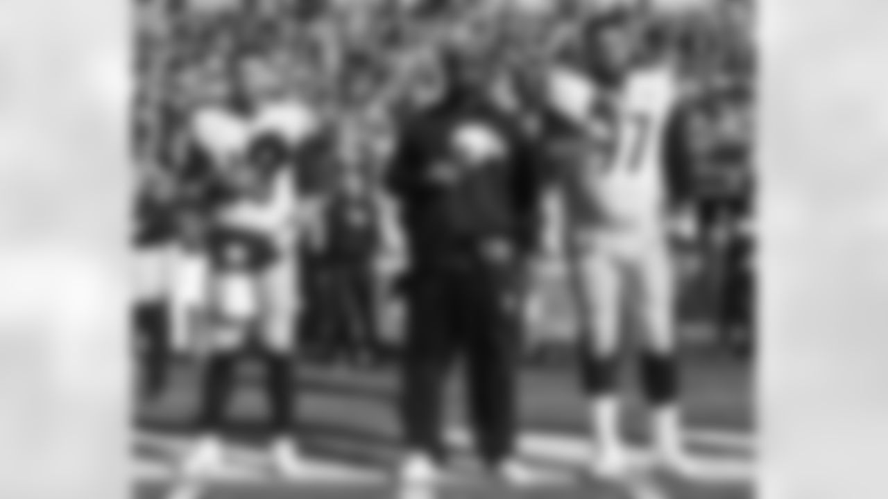 Pittsburgh Steelers quarterback Mitch Trubisky (10), Pittsburgh Steelers head coach Mike Tomlin, and Pittsburgh Steelers defensive tackle Cameron Heyward (97) prior to a regular season game between the Pittsburgh Steelers and the Carolina Panthers, Sunday, Dec. 18, 2022 in Charlotte, NC. (Karl Roser / Pittsburgh Steelers)