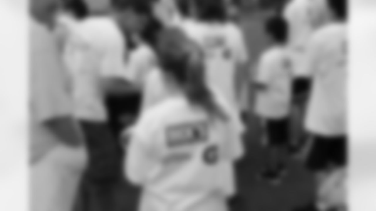 2010_steelers_youth_camp_calu