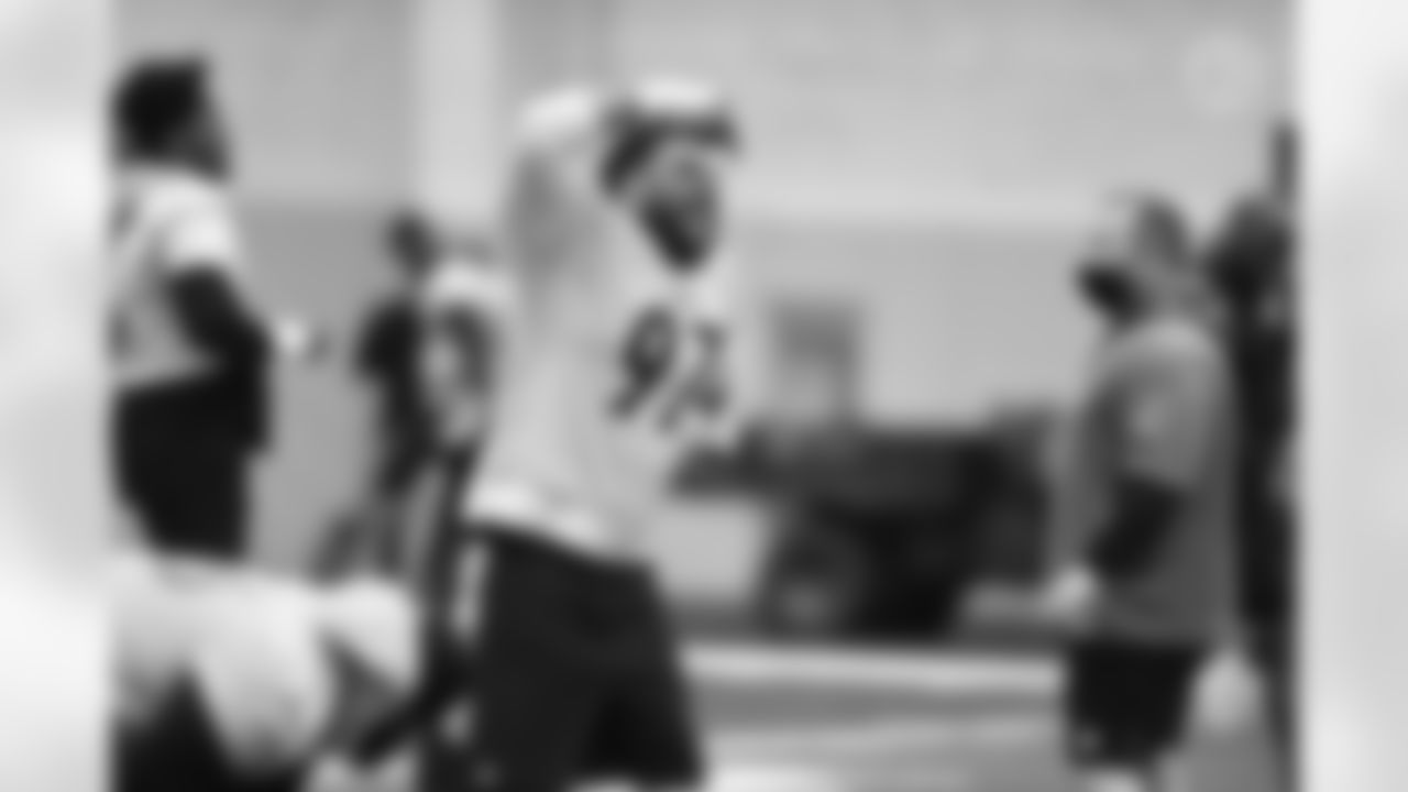 Pittsburgh Steelers defensive tackle Cameron Heyward (97) during practice at the UPMC Rooney Sports Complex preparing for a Week 17 matchup against the Cleveland Browns, Saturday, Jan. 1, 2022 in Pittsburgh, PA. (Karl Roser / Pittsburgh Steelers)
