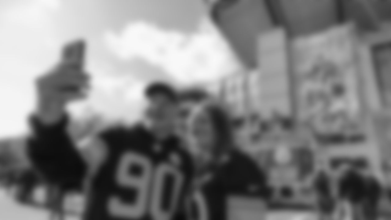 ArtRooneyAve_2019_IND_1103as_00187