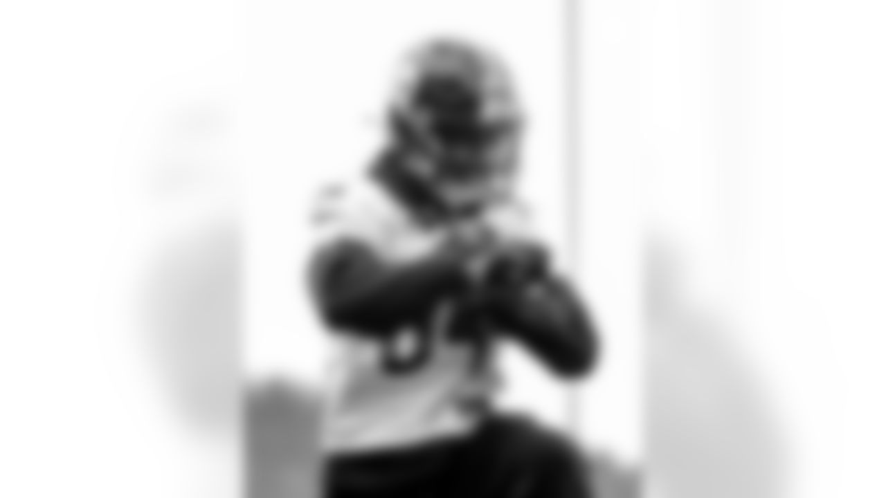 Pittsburgh Steelers wide receiver Ja'Marcus Bradley (84) during practice at the UPMC Rooney Sports Complex preparing for a Week 14 matchup against the Baltimore Ravens Thursday, Dec. 8, 2022 in Pittsburgh, PA. (Abigail Dean / Pittsburgh Steelers)