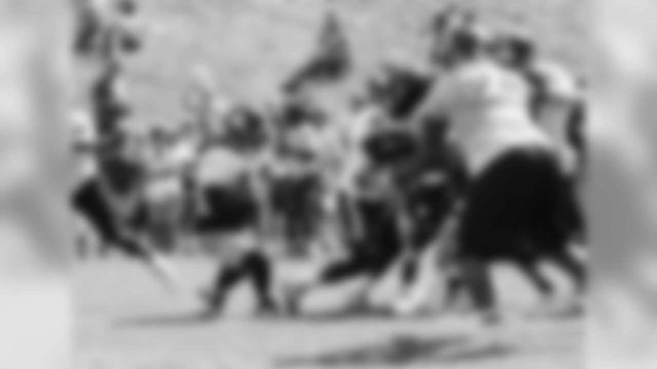 RB DeAngelo Willams