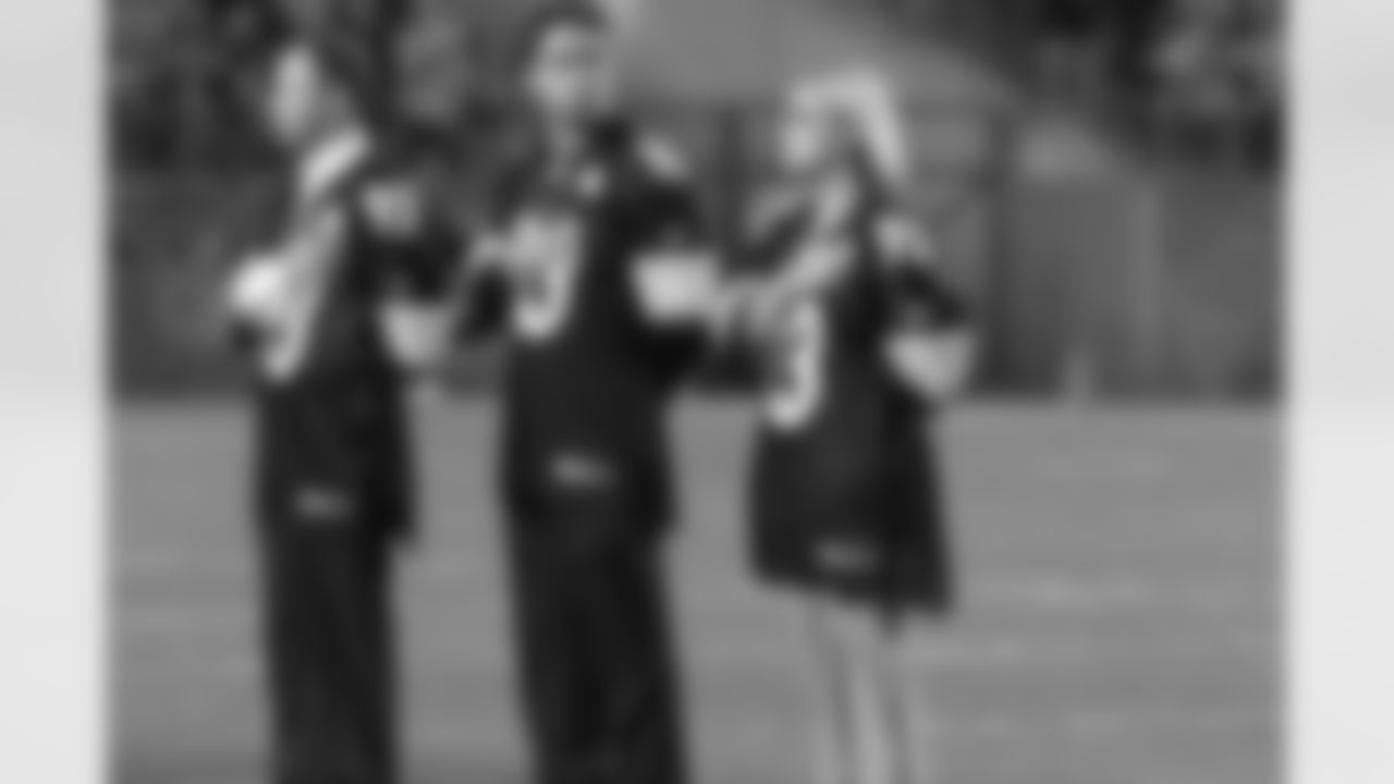 09_TEN_families