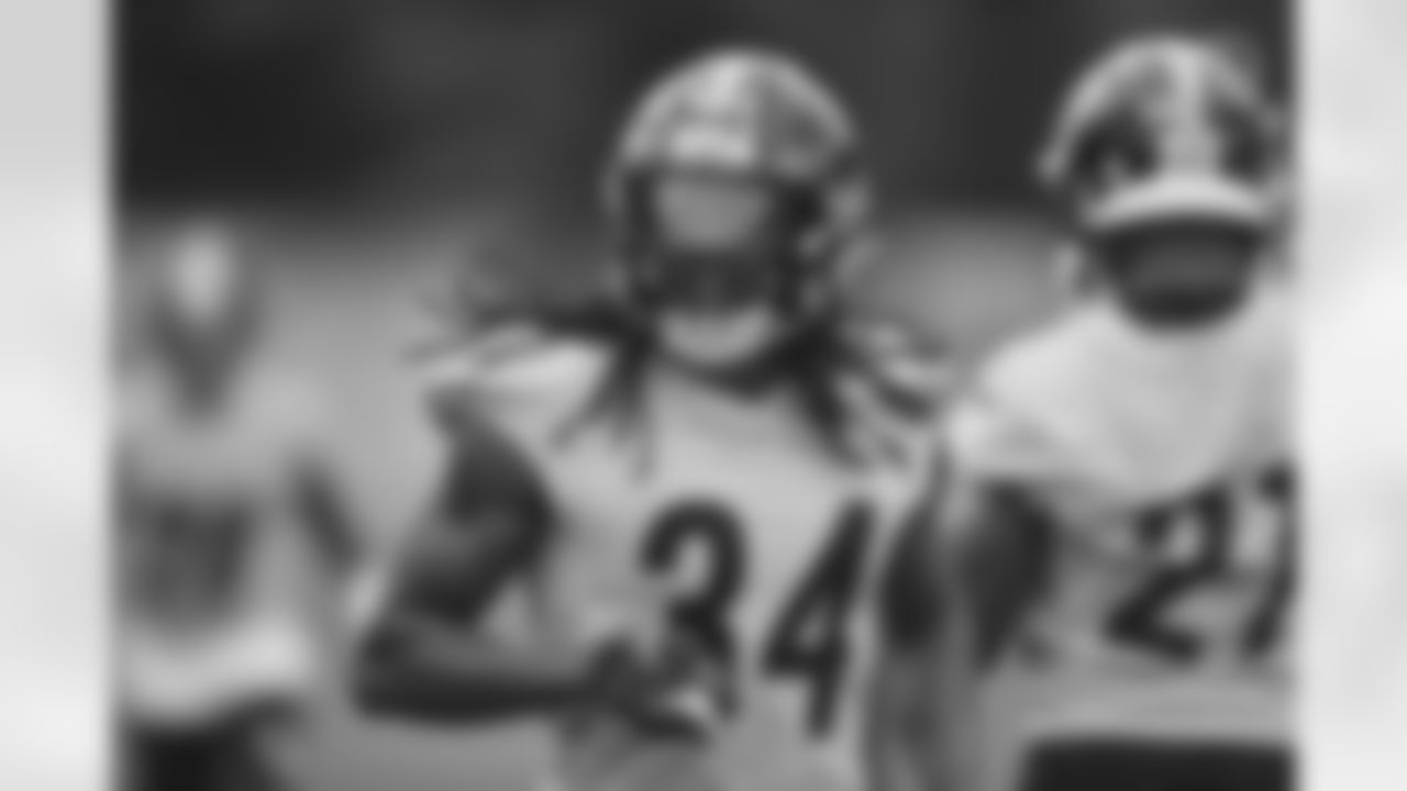 Pittsburgh Steelers safety Terrell Edmunds (34) practices at the UPMC Rooney Sports Complex preparing for a Week 1 matchup against the New York Giants, Friday, Sept. 11, 2020 in Pittsburgh, PA. (Karl Roser / Pittsburgh Steelers)