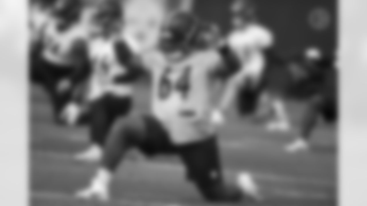 Pittsburgh Steelers defensive end Jovan Swann (64) practices at the UPMC Rooney Sports Complex during rookie minicamp, Friday, May 14, 2021 in Pittsburgh, PA. (Karl Roser / Pittsburgh Steelers)